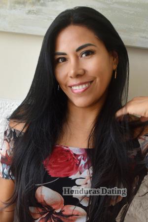 226988 - Sara Age: 47 - Peru